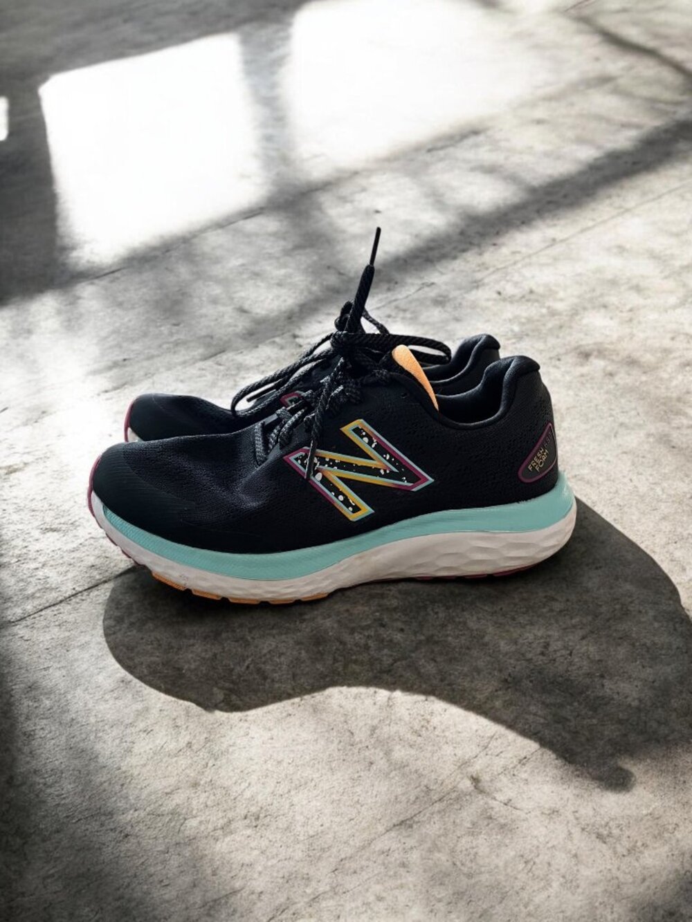 New Balance Fresh Foam 680 V7 Womens Running Shoes Black/Multi-Color Size 6.5 US